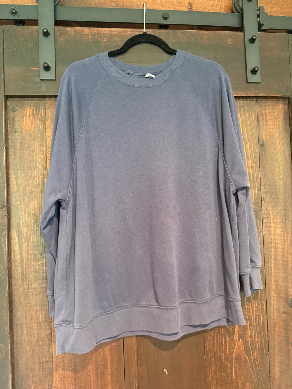 Navy Crewneck Pullover
